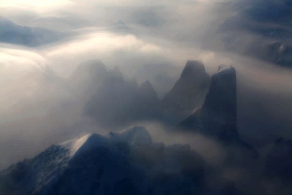 Mt asgard, auyuittuq park, baffin island, nunavut canada [4000x3000] photo by reuben shelton/dave nettle : earthporn introduced along that